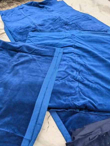 Photo of free Vintage Velvet Fabric (Cottingley BD16) #2