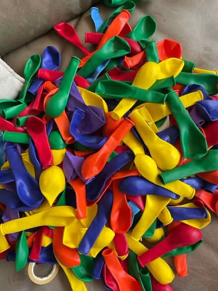 Photo of free Large amount of balloons (Sherwood NG5) #1