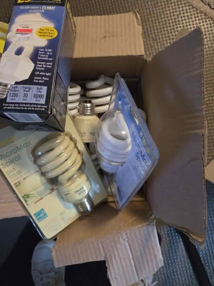 Photo of free Bulbs (Billerica Center) #1