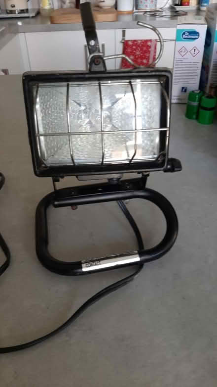 Photo of free wickes 12v work/camping light (peacehaven) #1