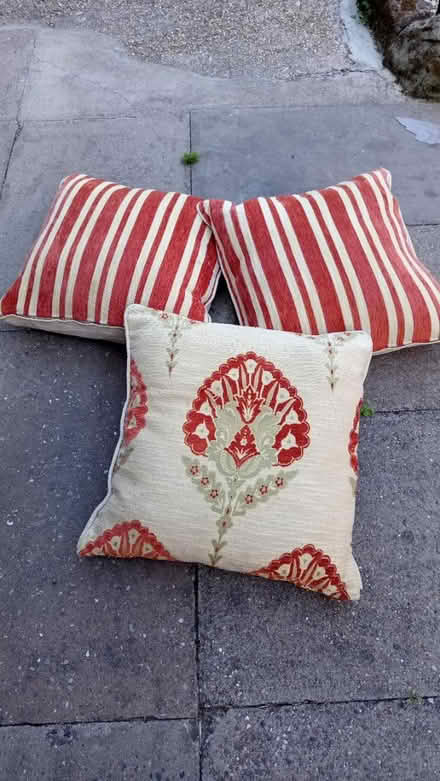 Photo of free Large cushions (B30 Bournville) #1