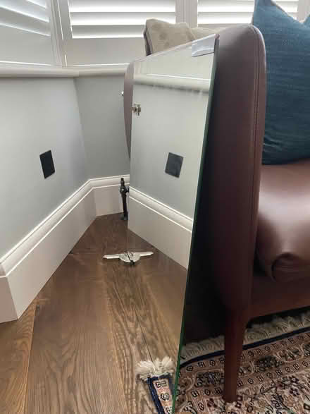 Photo of free Large glass cabinet door (Barnes SW13) #2