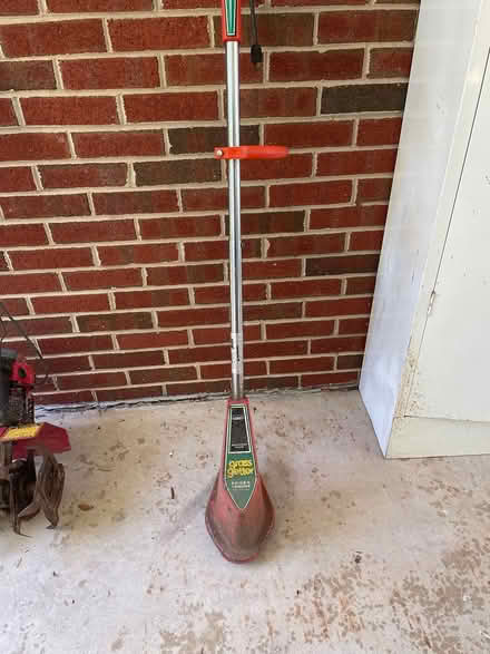 Photo of free Electric Edger/trimmer (Savage MD 20763) #1