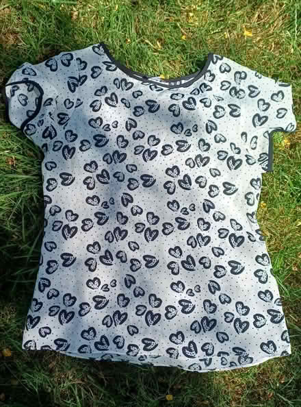 Photo of free Clothes (Ng3 5lh) #3
