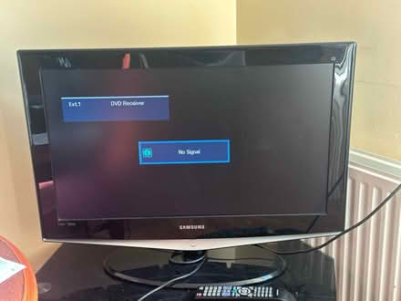Photo of free 32 inch Samsung TV (SL6 8UE) #2