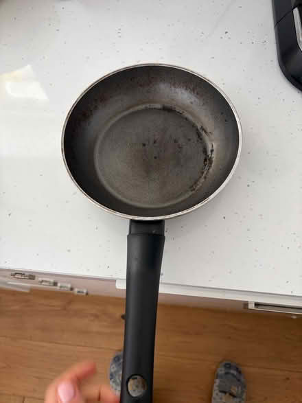Photo of free 3 pan & 1 pot (Earls Court) #4
