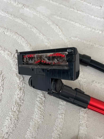 Photo of free Jajibot cordless vacuum (Dalston junction E8) #4