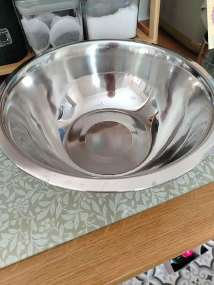 Photo of free Cake tins and mixing bowl (Walsall WS2) #2
