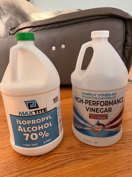 Photo of free High performance vinegar & Alcohol (Fort Sheridan) #1