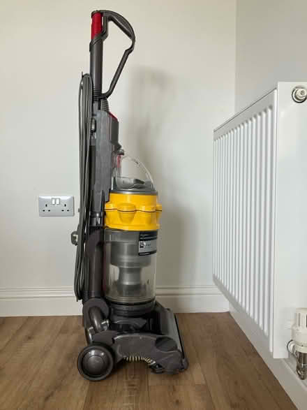 Photo of free Dyson vacuum cleaner (Thorney) #3