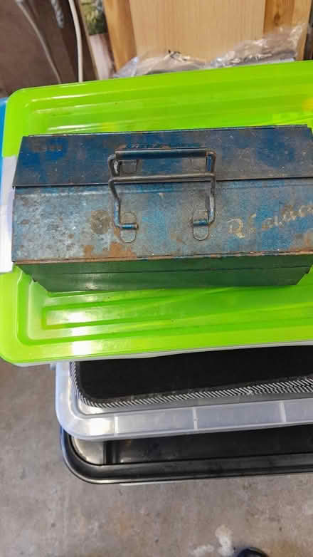 Photo of free Small tool box, 70s item, for child (Livingston EH54) #2