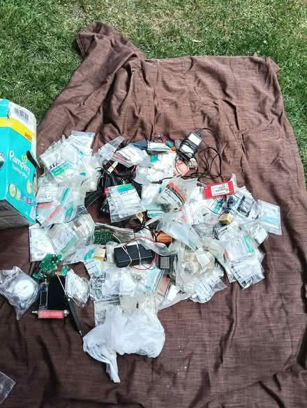 Photo of free Electronic components of all sorts (Swindon SN2) #2