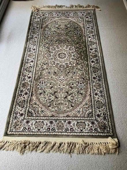 Photo of free Area carpet (Bayview and Sheppard) #2