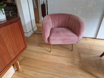 Photo of free Tub chair (New Addington) #2