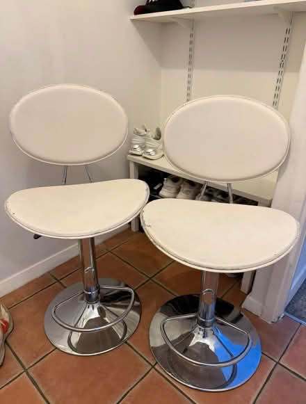 Photo of free Pair of white bar chairs (Bucklands Road, TW11) #1