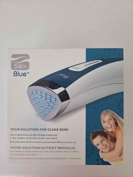 Photo of free Silk'n Blue Light Therapy for Skin (Erin Mills) #1