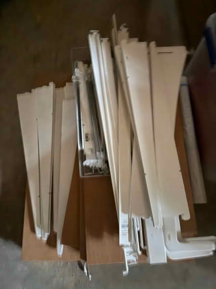 Photo of free Elfa Freestanding Desk White (Chesterbrook Rd & N Albemarle) #4