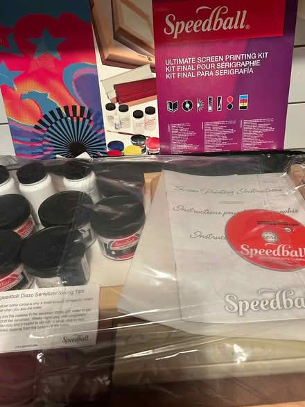 Photo of free Speedball painting set (West Watford WD18) #1