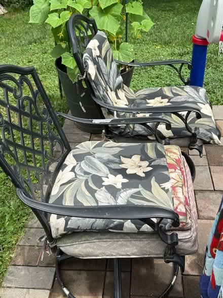 Photo of free Outdoor Dining Table and Chairs (New City) #4