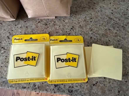 Photo of free Extra post it’s (Scarsdale) #1