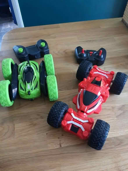 Photo of free Remote control cars (Staplehurst TN12) #1