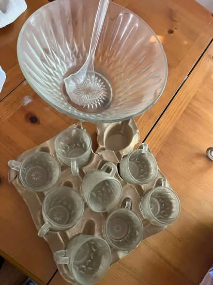 Photo of free Glass punch bowl & 8 cups (East End Alameda) #1