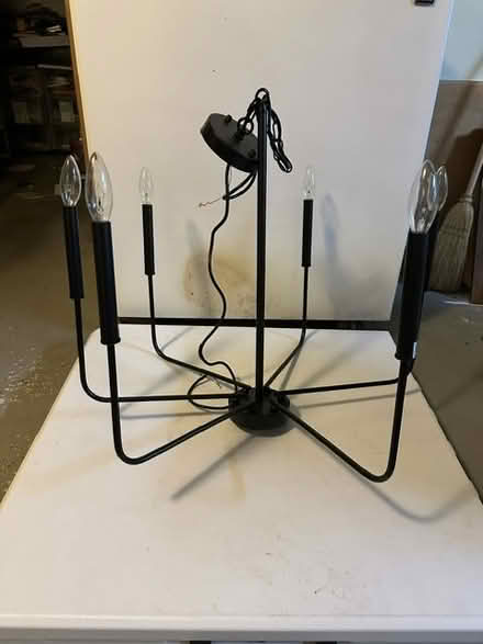 Photo of free Light fixture (South East Oshawa) #1