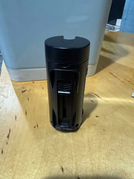 Photo of free Airplane phone holder / mount (101 and Fair Oaks Sunnyvale) #2