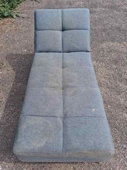 Photo of free Chaise Longe (Sidbury EX10) #1