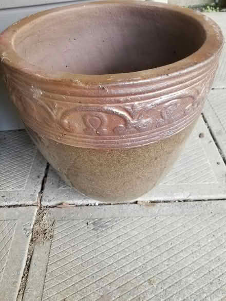 Photo of free Plant pot (Hunt Club) #1