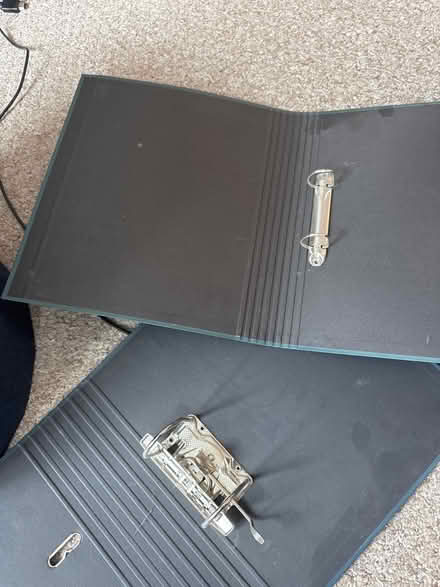 Photo of free WH Smith leaver arch & mini folder (NG1 Centre) #3