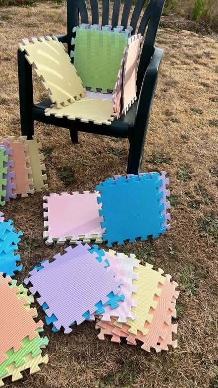 Photo of free Children Foam Jigsaw Style Mats (BN3 5SB) #4