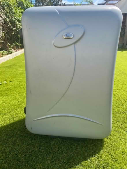 Photo of free Grey Hard shell suitcase (Stubbington) #1