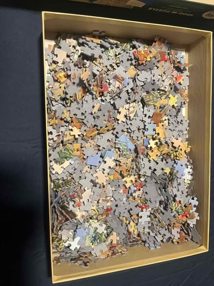 Photo of free boxed puzzles (bloor & ossington) #4