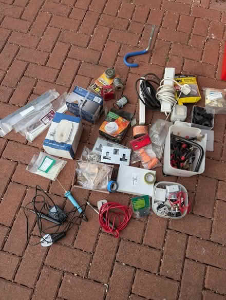 Photo of free Misc Garage Items (Medbourne MK5) #2