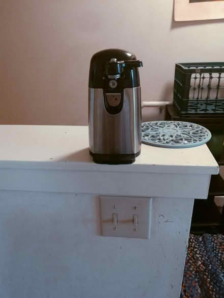 Photo of free Electric Can Opener (White Center) #1