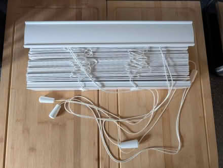 Photo of free Venetian blinds (40cm wide) (Stevenage SG1) #1