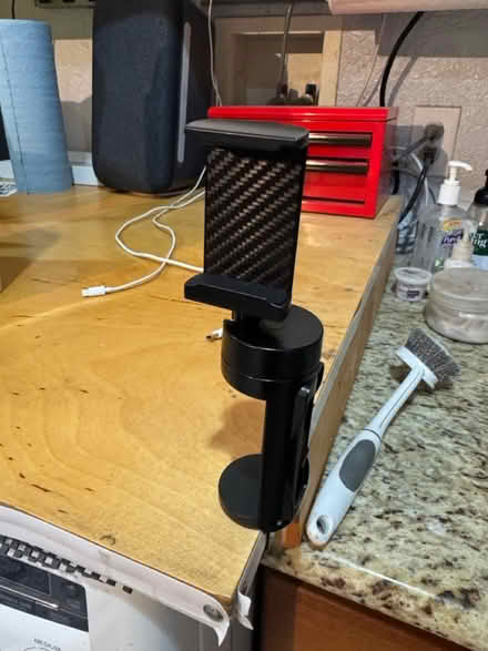 Photo of free Airplane phone holder / mount (101 and Fair Oaks Sunnyvale) #1