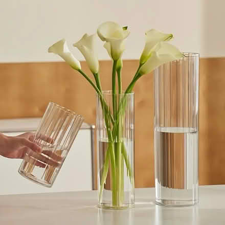 Photo of ribbed cylindrical vase (Malden) #2
