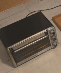 Photo of free Mueller Toaster Oven with a manual (By the Mountain View Caltrain) #1