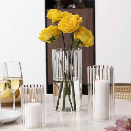 Photo of ribbed cylindrical vase (Malden) #1