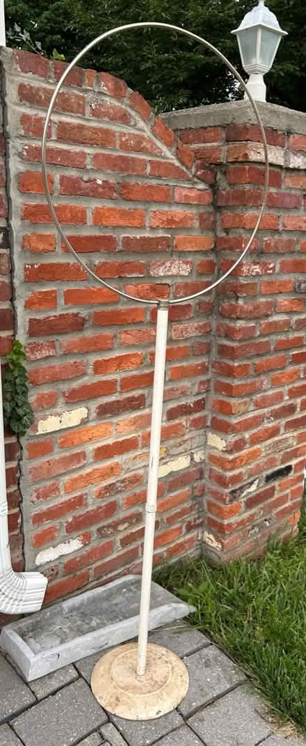 Photo of free Bird Cage Holder (Vienna, VA) #1