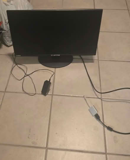 Photo of free Computer Monitor (By the Mountain View Caltrain) #1