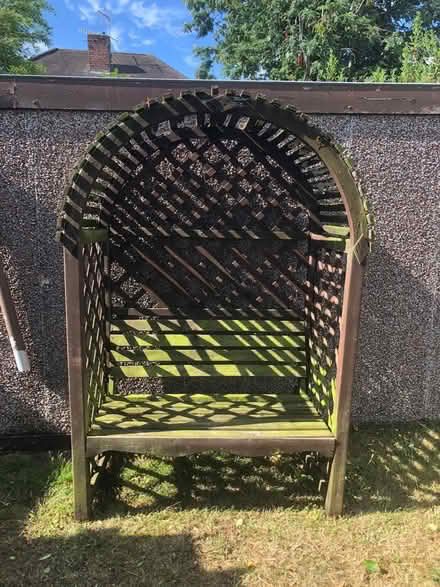 Photo of free Garden arbour seat (Kidderminster DY10) #2
