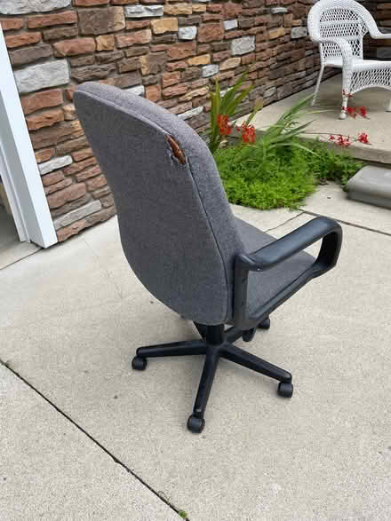Photo of free Office chair (Farmington, MI) #2