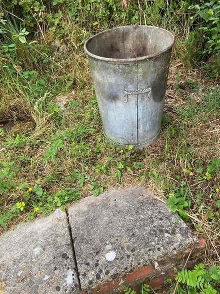 Photo of free Metal bin (Cromford DE4) #1