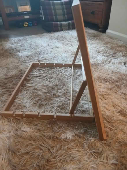 Photo of free Desktop Easel (Hillsborough S6) #2