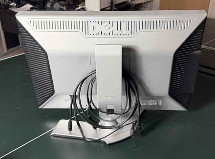 Photo of free HD Computer monnitor (Spain/Tramway) #2