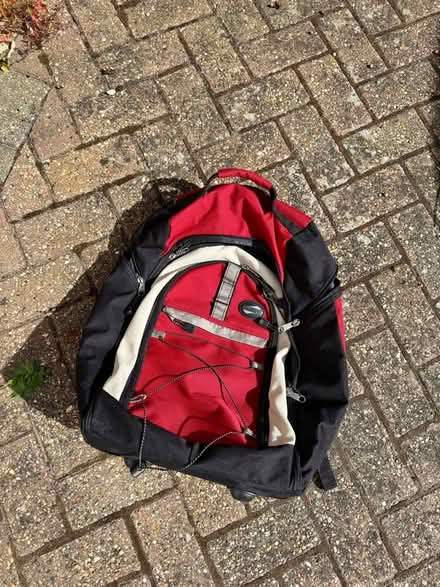 Photo of free red rucksack (Green Street Green BR6) #1