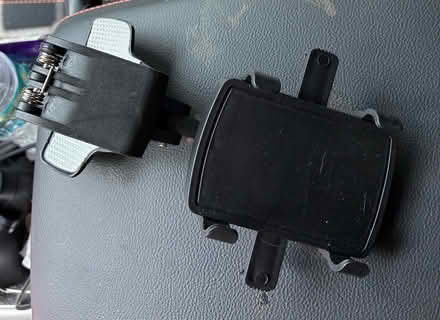 Photo of free Phone Holder for car (Pembroke Pines West) #1